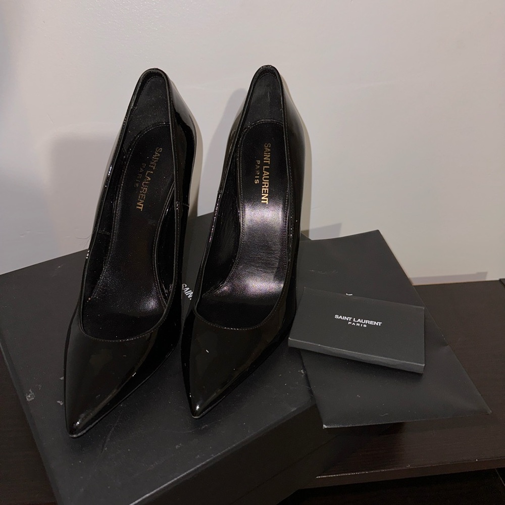 Saint Laurent Opyum 1110m Pumps (black)